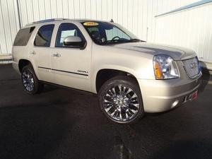 GMC Yukon AWD Denali