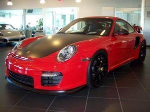 Porsche 911 GT2 RS Coupe