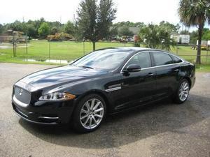 Jaguar XJ L