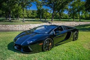 Lamborghini Aventador LP 700-4 Roadster