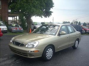 Daewoo Nubira SE Sedan