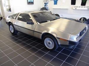 DeLorean DMC-12