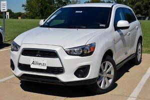 Mitsubishi Outlander Sport 2WD ES