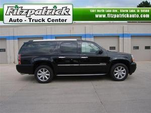 GMC Yukon XL AWD Denali