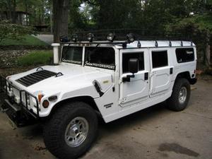 HUMMER H1 4-Door Wagon