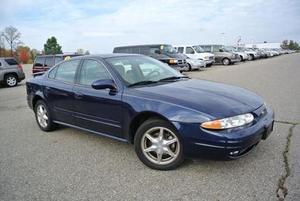 Oldsmobile Alero GLS Sedan