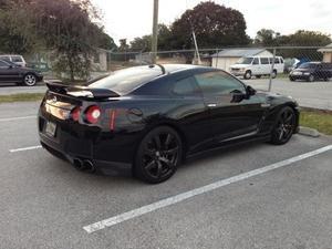 Nissan GT-R Premium