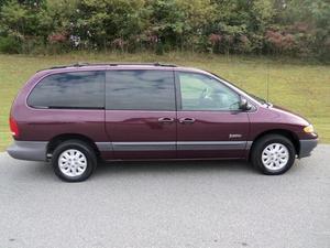 Plymouth Grand Voyager SE