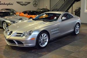 Mercedes-Benz SLR