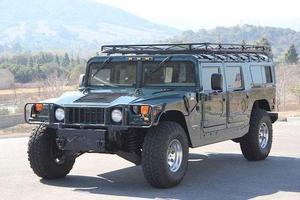 HUMMER H1 4-Door Wagon