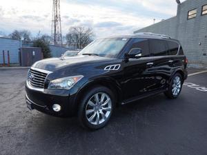 Infiniti QX56 4WD